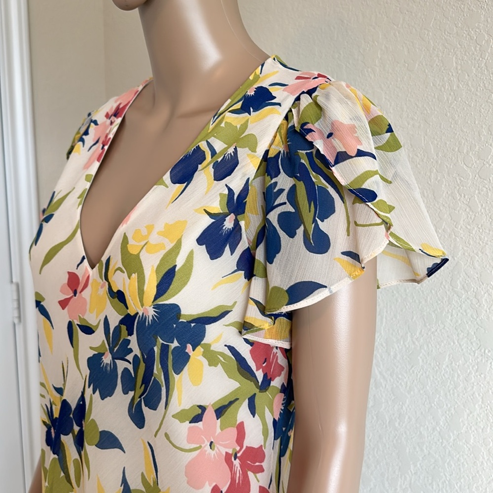 RALPH LAUREN Elegant Cream Maxi Dress. - Picture 3 of 14